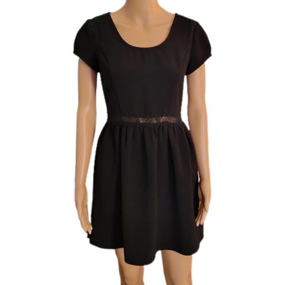 Urban Outfitters Pins and Needles Black Dress 4 NWOT - Picture 2 of 8